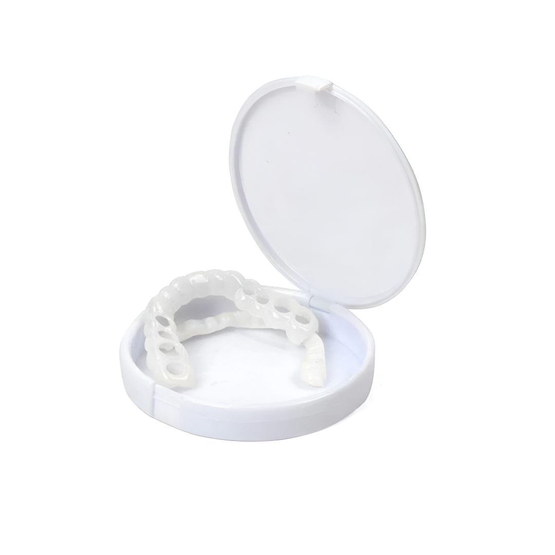 Facettes dentaires avec finition blanche naturelle